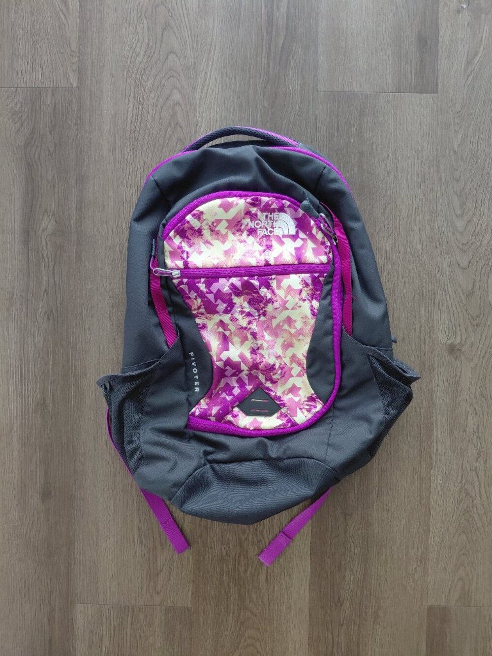 The North Face Pivoter Hiking & Utility Backpack